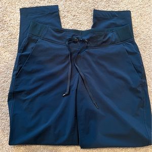 Athleta pants size 4